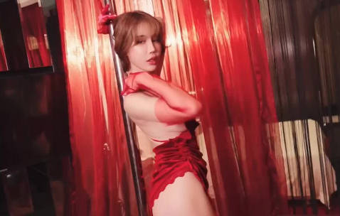 Erotic Dancer-Xin Yuri