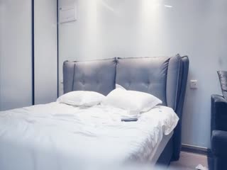 168CM beautiful girl with legs, with a cute face, the guy was too fierce and had two shots in a row