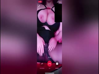 Internet explosion incident-the video of the high-value giant Bobo having breast sex with the rich man leaked