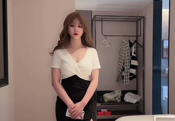 Xingba Original. The beautiful secretary did something wrong and begged her boss for forgiveness with her body