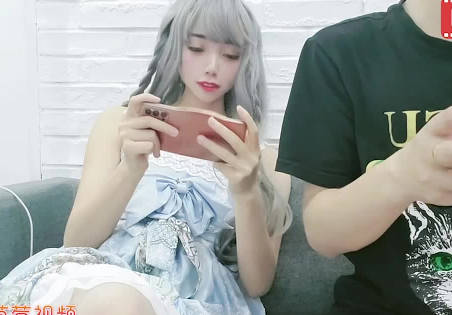 Caomei video original. Rebellious young lady takes the initiative to devote herself to male servants before marriage - Sakura