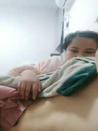 [Wife Swap to Visit Flowers], talk freely about the experience of wife swapping, and predict the progress of the next activity. The best beautiful young woman, the beauty milk is firm and pink, and the popularity of fans is booming.