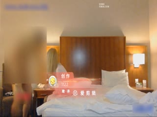 For the country to win honor series petite and exquisite little beauty put on sexy black silk to sit in her arms this ecstasy taste absolutely can't stop, penis immediately hard, snapping collision plug