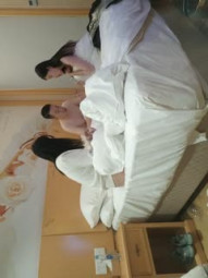 [Wife Swap to Visit Flowers], Real Wife Swap to Return, 30-year-old Temperament Clerk, introverted and revealing man show, fighting landlords to play games, one by one to shed clothes