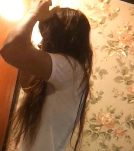 Domestic real wife swapping selfie leaked