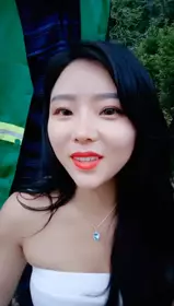 The best beautiful young woman meets the lucky mountain ranger uncle who is prey outdoors. It is estimated that he would never dream that he could have an affair and enjoy the ultimate squirting in the back garden during his daily work.