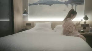 Tonight I earned this pair of beautiful legs, which is worth it. The beautiful lady is gentle and obedient. Any posture is OK.