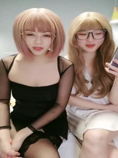 New school girl with big breasts 18-year-old sisters [Sususususu] 2 women serve 1 man threesome creampie ~ sling slut double happiness! Episode 01