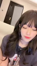 Qiqi, a cute pink girl, I love her face so much, her eyes are as clear as a baby's, but a little coquettish. Just looking at her spreading her pussy makes me want to fuck her madly!