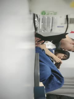 The second scene was about a 23-year-old couple who had just entered the wife-swapping circle. The girl was still reluctant to communicate and chat with him, so the couple started to do it on their own.