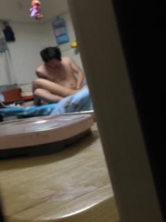 I peeked at the beautiful girl across the street having sex with her boyfriend in the shared apartment_It’s so exciting!