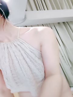 invincible yan value net red goddess! Let's start with an opening dance!