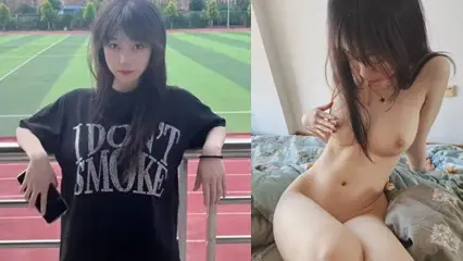 The sex video of Li Huahua, the goddess of the School of Media, leaked. She is a cute girl in front of people, but a bitch who likes to bark like a dog behind people