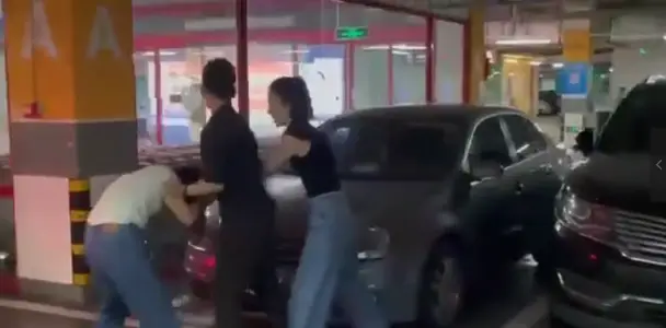 @ 20205985166 User Uploaded: Street Catch Rape Scene