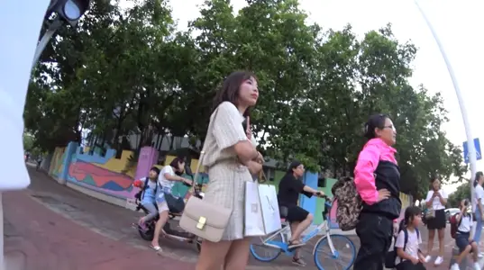 @ 20205928953 User Uploaded: My beautiful little sister with a good figure is so beautiful even at the bottom of her skirt.