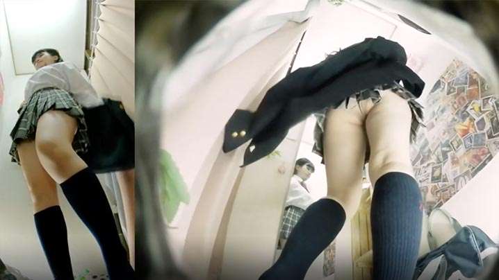 [Peeping Series] Little Sister in the Fitting Room