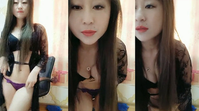 Old lady in purple panties.