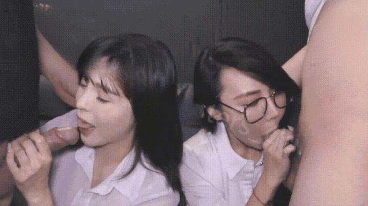 Female Manager Female Deputy Manager Workplace Sex Record Many Men and Women Fight