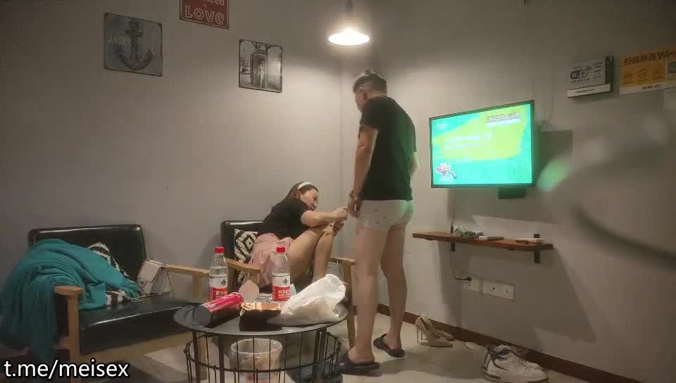 [# Big Cousin Camellia] About fuck people's wives SAO mature women, SAO is very want to touch cock, touch the cave can't stand begging to come in, so SAO force is fuck