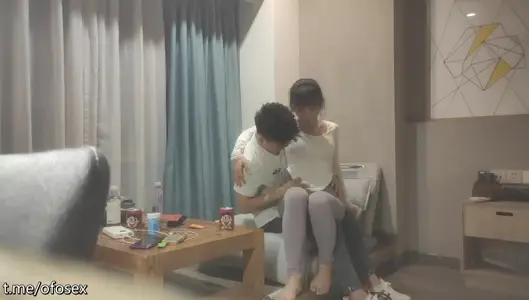 [# Fat Media Studio] Tight pants big milk SAO female, lifted up her clothes and buried her face in, with a great figure and long legs, full output is too comfortable