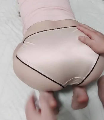 Sister-in-law's White Ass-Sister-in-law's Nephew Love