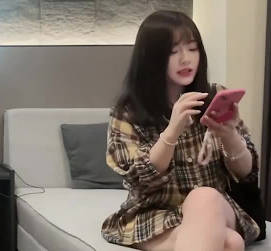 About gun high cold skin super white tender little sister-hong qi