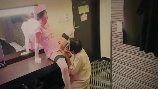 Sexy female nurse and boyfriend fun game