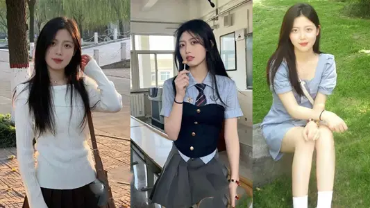 Pure girl net red [little Yan my] indecent video outflow, private shot dew milk licking foot masturbation sex film pure foot to make little expert