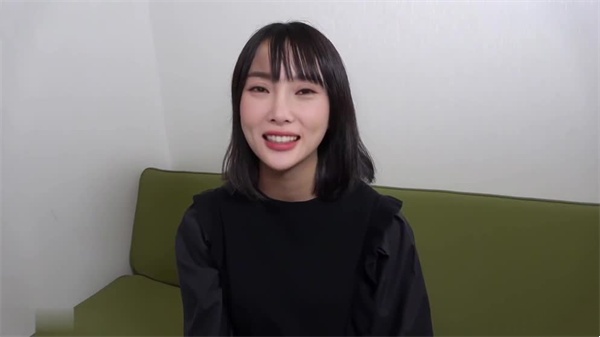 AI-Li Xiaolu-Actress went to sea to shoot a film without code. Pink holes filled with men's essence