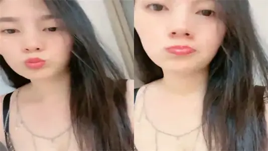 Black silk fat buttocks want elder sister hunger unbearable, wolf friends crazy pumping fierce dry orgasm spray water